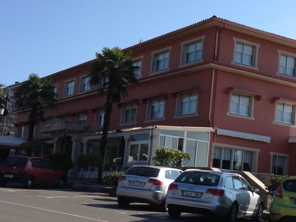 לבאקוייה Hotel Garcas מראה חיצוני תמונה