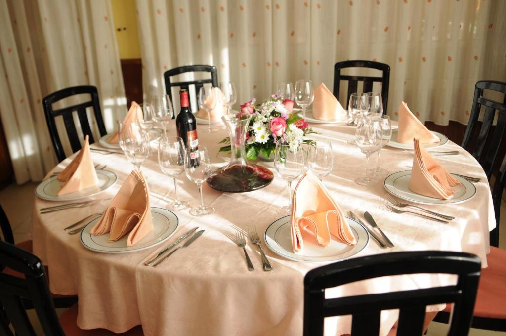 לבאקוייה Hotel Garcas מראה חיצוני תמונה